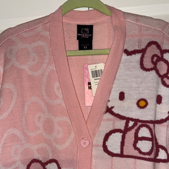 Hello Kitty Blush Pink Cardigan - Picture 5 of 6